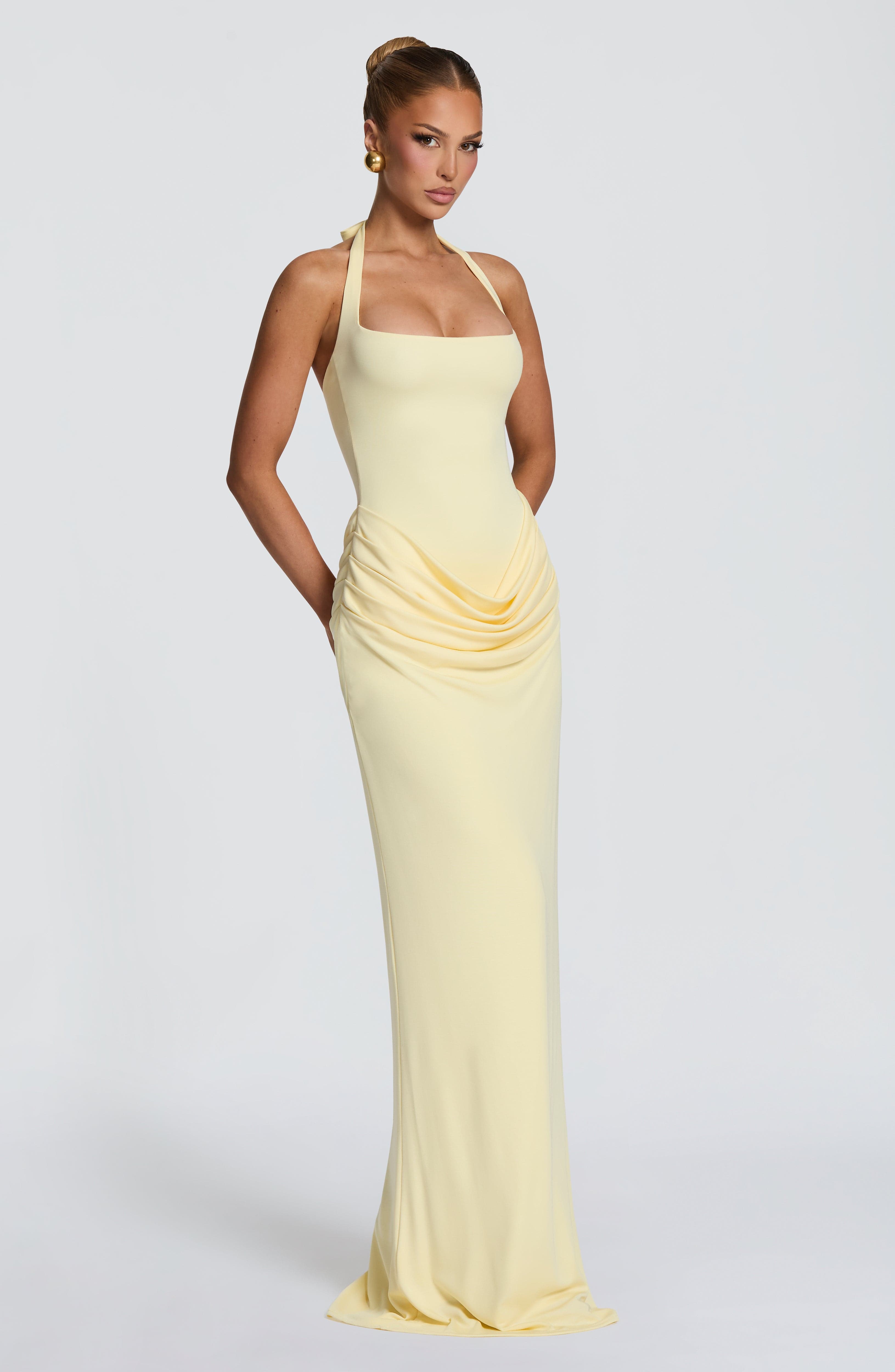Halter Yaka Kare Kesim Maksi E - Maxi Dress Halter incelemesi ve fiyatı